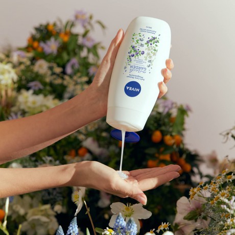 NIVEA SHOWER Żel p/p 500 ml MIRACLE Jaśmin i Jagody