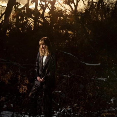 The Weather Station: How Is It That I Should Look At The Stars (digipack) [CD]