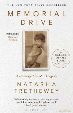 Memorial Drive: A Daughter's Memoir - Natasha Trethewey [KSIĄŻKA]