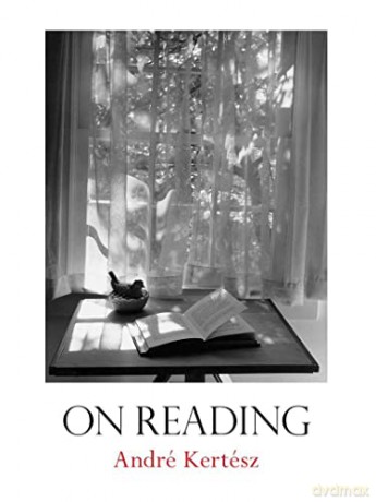 On Reading - André Kertész [KSIĄŻKA]