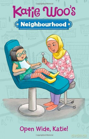 Open Wide, Katie! (Katie Woo's Neighbourhood) - Fran Manushkin [KSIĄŻKA]
