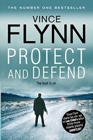 Protect and Defend (Volume 10) (The Mitch Rapp Series) - Vince Flynn [KSIĄŻKA]