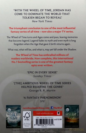 A Memory Of Light: Book 14 of the Wheel of Time (Now a major TV series) - Robert Jordan [KSIĄŻKA]