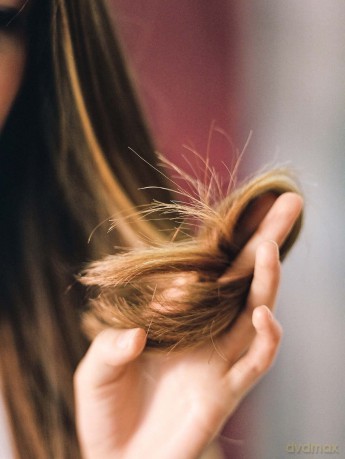 YOPE Boost My Hair Serum do końcówek włosów z olejkiem z kamelii 50 ml