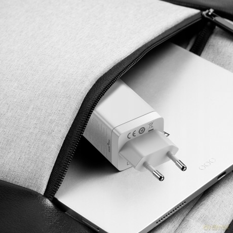 Baseus GAN3 Pro 2C+U Ładowarka sieciowa zasilacz 3x USB-A USB-C PD QC4.0 65W