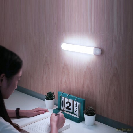 Baseus Sunshine series Bezprzewodowa lampka z czujnikiem ruchu magnetyczna + latarka LED zimne światło