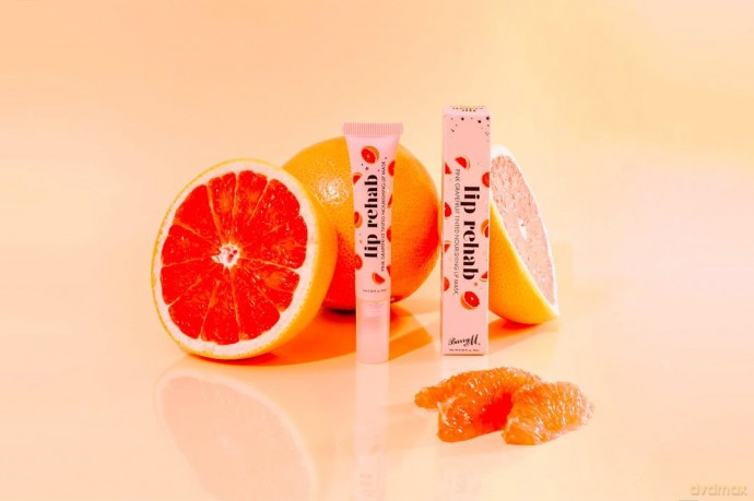 Barry M Moisturizing lip care with the scent of pink grapefruit (Lip Rehab) 9 ml