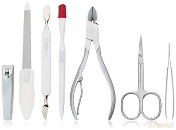 Credo Solingen Luxurious 7-Piece Manicure in White Leatherette Bianco 7