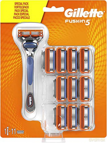 Gillette Fusion Manual shaver + 11 heads