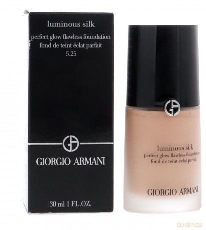 Giorgio Armani LUMINOUS SILK FOUNDATION - Shade: 5.25