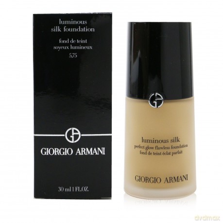 Giorgio Armani LUMINOUS SILK FOUNDATION - Shade: 5.75