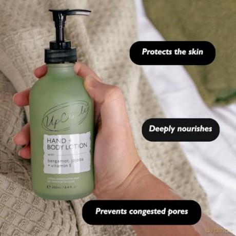 UpCircle Body Lotion Hand + Body Lotion with Bergamot Water 250 ml