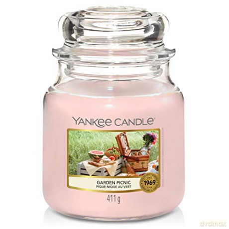 Yankee Candle Aromatic candle Classic medium Garden Picnic 411 g
