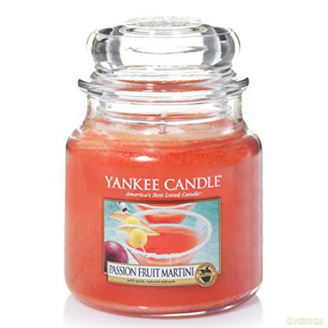 Yankee Candle Aromatic candle Classic medium Passion Fruit Martini 411 g