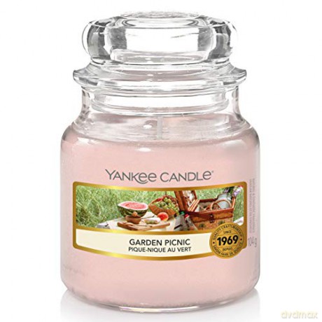 Yankee Candle Aromatic candle Classic small Garden Picnic 104 g