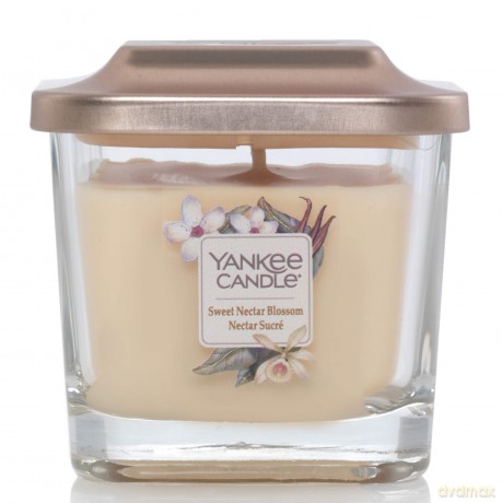 Yankee Candle Aromatic candle small square Sweet Nectar Blossom 96 g