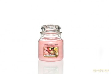 Yankee Candle Fragrance candle Classic medium Fresh Cut Roses 411 g