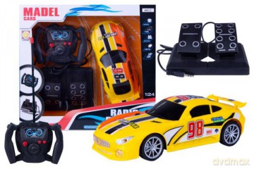 Auto sportowe na radio 1003998