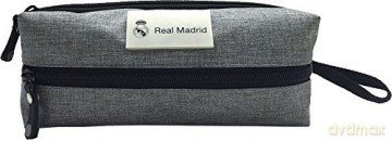 Piórnik Owalny Base Real Madrid Premium Calibra