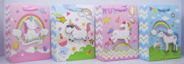 Torebka prezentowa jednorożec 3D 8962A 30x39x12 cm,