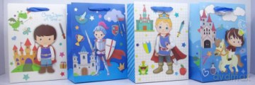 Torebka prezentowa mały rycerz 3D 8944B 26x32x10 cm,