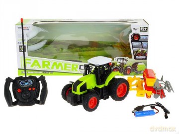 Traktor na radio z maszyną rolniczą 554740 Przewracarka, Rozsiewacz