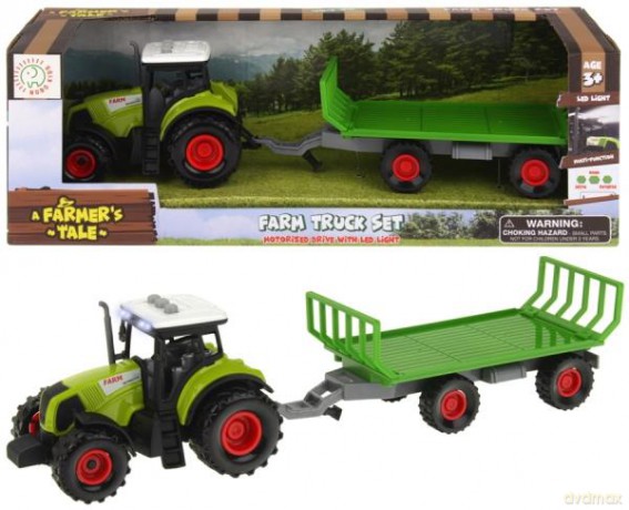 Traktor z przyczepą do transportu słomy, światło, dźwięk
