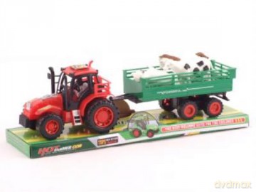 Traktor z przyczepą z owcami 104860
