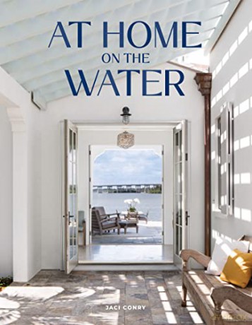 At Home on the Water - Jaci Conry [KSIĄŻKA]