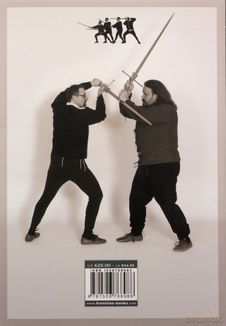 The Art of Longsword Fighting: Teaching the Foundations of Sigmund Ringeck's Style: Teaching the Foundations of Sigmund Ringeck's Style - Benjamin J Smith [KSIĄŻKA]