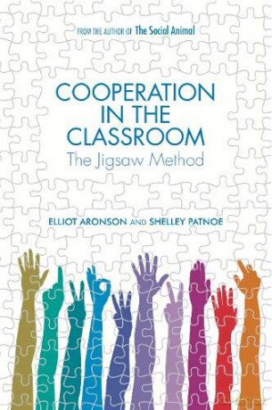 Cooperation in the Classroom: The Jigsaw Method - Shelly Patnoe [KSIĄŻKA]