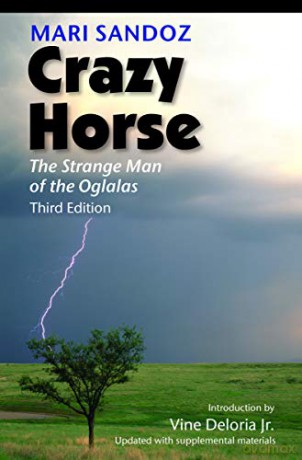Crazy Horse: The Strange Man of the Oglalas - Mari Sandoz [KSIĄŻKA]