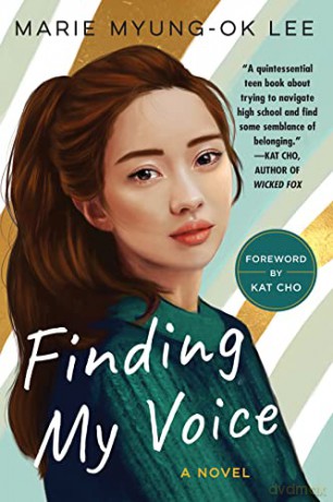 Finding My Voice - Marie Myung-Ok Lee [KSIĄŻKA]