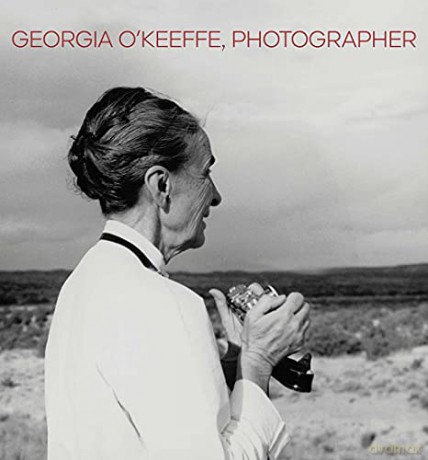 Georgia O'Keeffe, Photographer - Lisa Volpe [KSIĄŻKA]