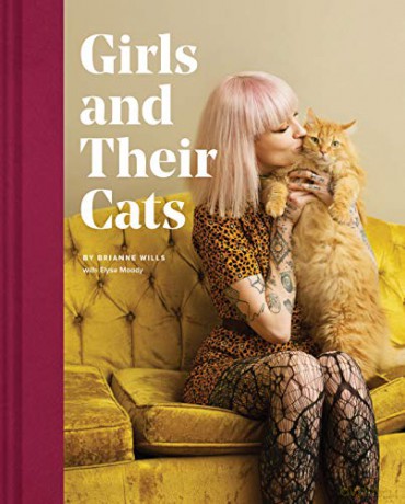 Girls and Their Cats - Brianne Wills [KSIĄŻKA]