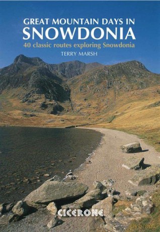 Great Mountain Days in Snowdonia: 40 Classic Routes Exploring Snowdonia - Terry Marsh [KSIĄŻKA]