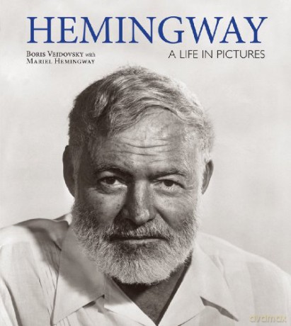 Hemingway: A Life in Pictures - Boris Vejdovsky [KSIĄŻKA]