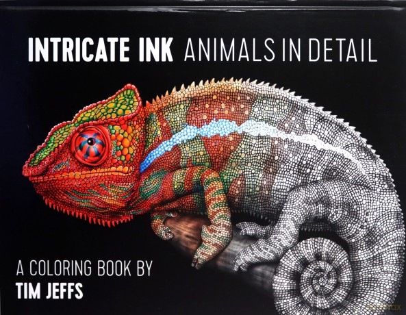 Intricate Ink Animals in Detail a Coloring Book by Tim Jeffs - Tim Jeffs [KSIĄŻKA]
