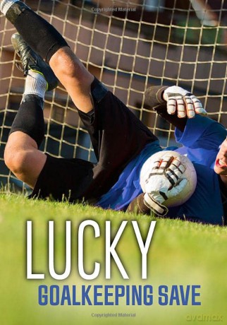 Lucky Goalkeeping Save (Sport Adventures) - Jake Maddox [KSIĄŻKA]