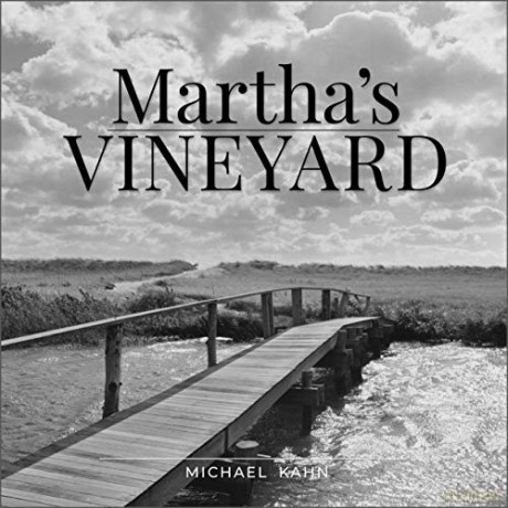 Martha's Vineyard - Michael Kahn [KSIĄŻKA]
