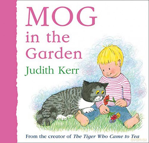 Mog in the Garden: Come play with Mog and meet a really remarkable cat! - Judith Kerr [KSIĄŻKA]