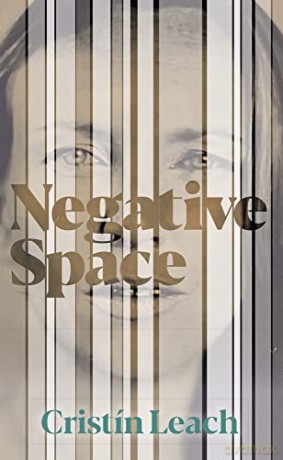 Negative Space - Cristín Leach [KSIĄŻKA]