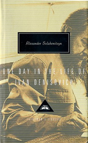 One Day in the Life of Ivan Denisovich: Alexander Solzhenitsyn - Aleksandr Solzhenitsyn [KSIĄŻKA]