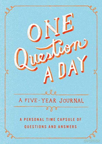 One Question A Day: A Five-Year Journal: A Personal Time Capsule Of Questions And Answers - Aimee Chase [KSIĄŻKA]