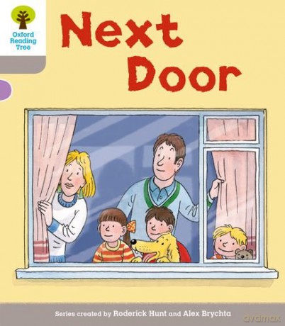 Oxford Reading Tree: Level 1 More a Decode and Develop Next Door (Oxford Reading Tree: Biff, Chip and Kipper Decode and Develop) - Roderick Hunt [KSIĄŻKA]