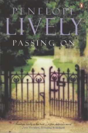 Passing On - Penelope Lively [KSIĄŻKA]