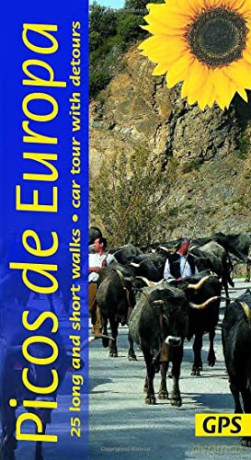 Picos de Europa Guide: 25 long and short walks with detailed maps and GPS; car tour with pull-out map - Teresa Farino [KSIĄŻKA]