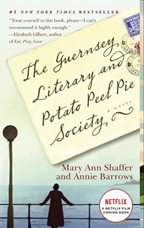 The Guernsey Literary and Potato Peel Pie Society: A Novel (Random House Reader's Circle) - Mary Ann Shaffer [KSIĄŻKA]