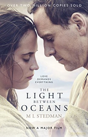 The Light Between Oceans: Film tie-in - M L Stedman [KSIĄŻKA]