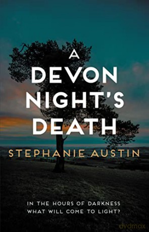 A Devon Night's Death (Devon Mysteries) - Stephanie Austin [KSIĄŻKA]